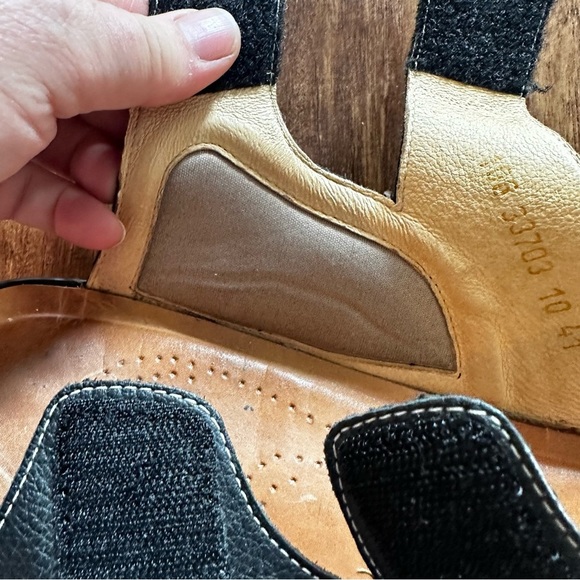 FIDELIO:  Black Leather Women's Sandals - Picture 4 of 7